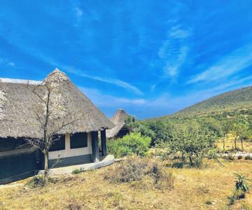 Explore Nature Mara Lodge