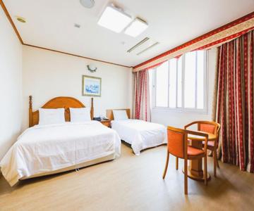 Newvera Tourist Hotel