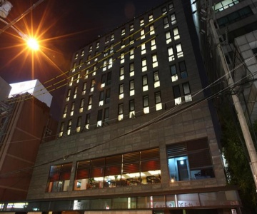 R. Lee Suite Hotel Ganseok