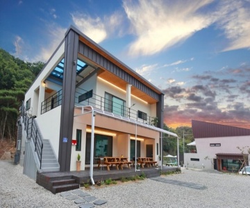 Some Spring Day Pension