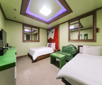 Tongyeong Hangnamdong Theme