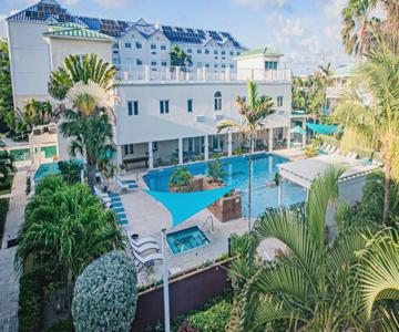 7 Mile Beach Resort & Club