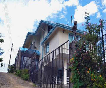 Hillcrest Villa