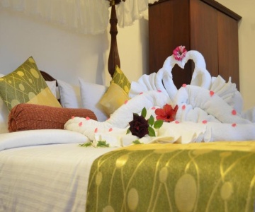 Golden Grove Villa