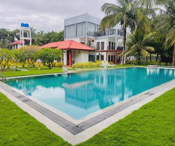 NN Beach Hotel