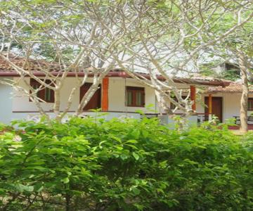 Green Garden Cabans & Resort