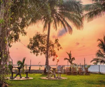 White Palace Bed & Breakfast