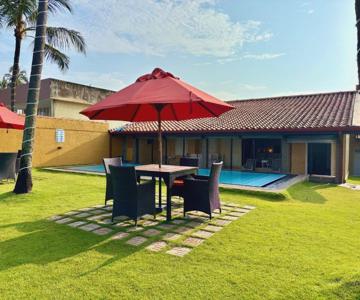 Hamilton Beach Villa