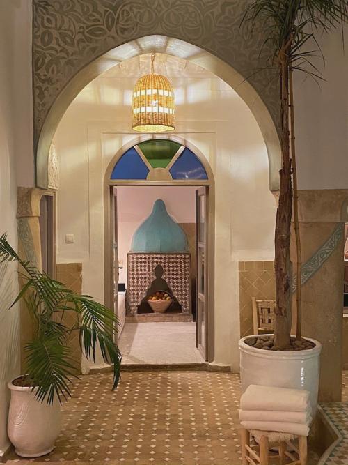 Riad Ajarif by Riad Tawargit