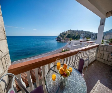 Apartments Stari Grad