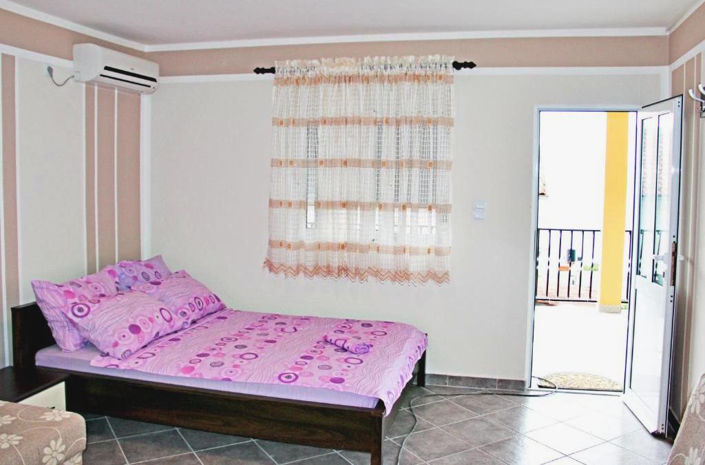 Apartments In Villa Viktoria