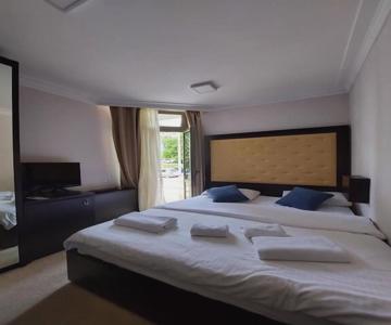 Hotel Swiss Holiday