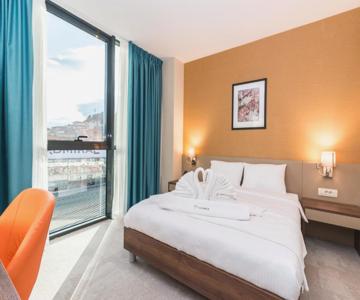 Sky Corner Hotel