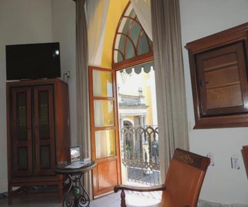 Hotel Concierge Plaza Colima