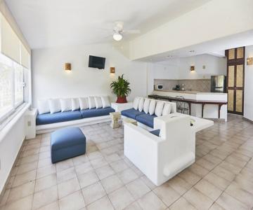 Hotel Suites Ixtapa Plaza Centro Comercial