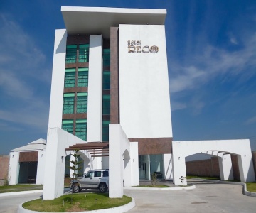 Hotel Reco Inn