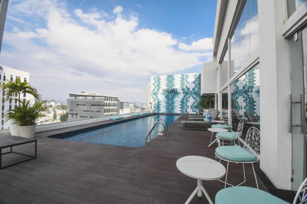 Square Small Luxury Hotel - Nuevo Consulado