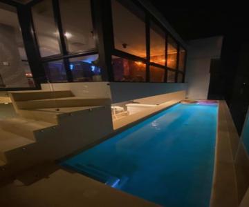 Auténtico Vertical Hotel
