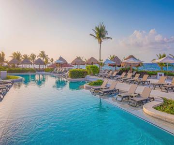 Hacienda Adults & Kids at Hard Rock Hotel Riviera Maya