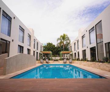La Posada Hotel & Suites