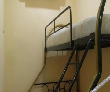 V Hostel