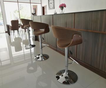 MNM Primula Hotel & Lounge