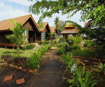 The Manor Beach Resort
