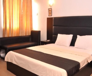 Kaft Hotel & Suites