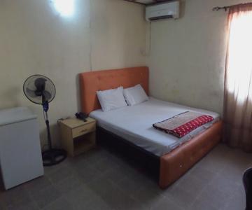 Metro Apartment
