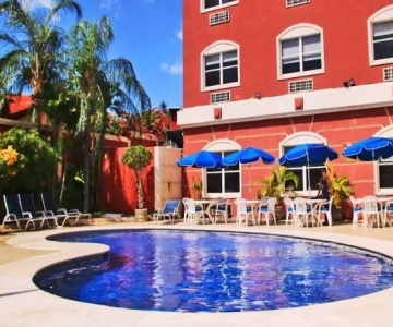 Seminole Plaza Hotel