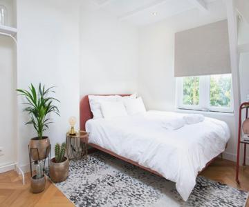 Trendy 2 Bedroom Accommodation On Perfect Location