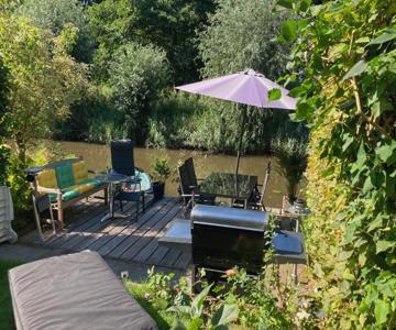 Charming Rooms With Free Parking