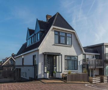 Summertime Bergen Aan Zee
