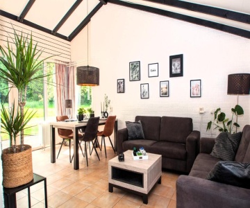 Vakantiehuisje Verhuur - Heuvel 35