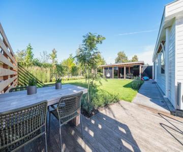 New- Private Cosy Houseboat, On A Lake Near Amsterdam