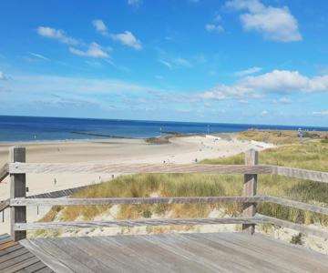 Tiny Studio Batavia Adults Only Bed By The Sea