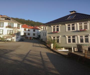 Center Villa