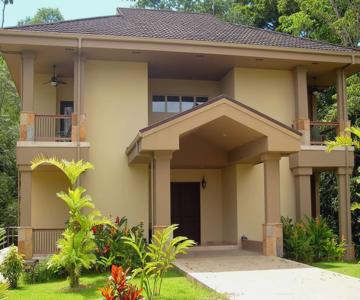 Red Frog Beach Island Resort