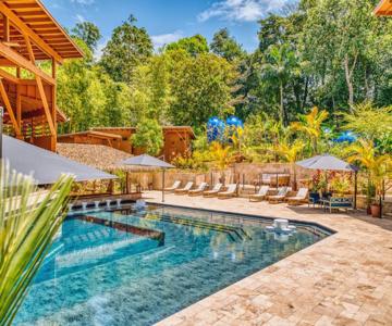 TropicalArts Resort&Studios