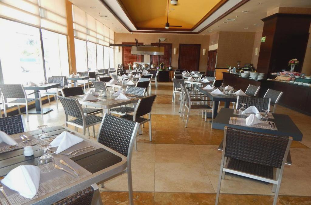 Radisson Colon 2000 Hotel & Casino