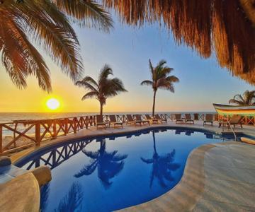 Máncora Beach Bungalows