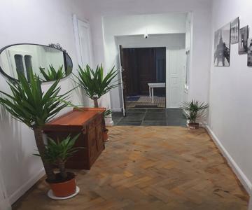 AMEN Aparthotel Curie 8