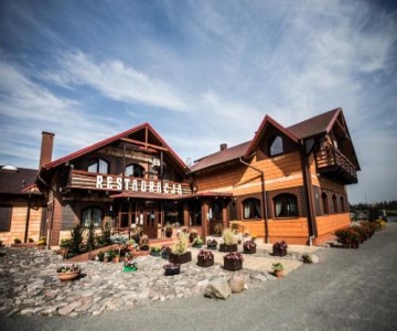 Hotel Trzy Podkowy