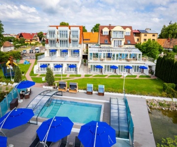 Lelux Villa