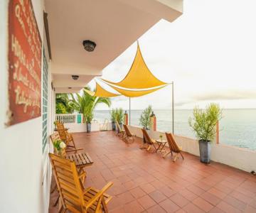 Coconut Palms Inn
