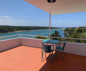 Casa No Rio - River House