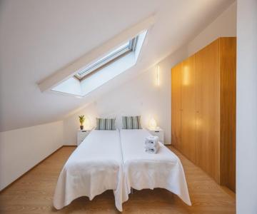 Modern 2-bedroom Apartment In The Historic Center