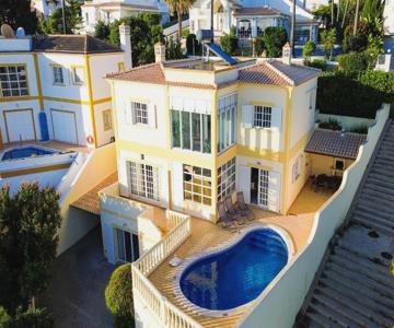 Seaside Serenity Villa