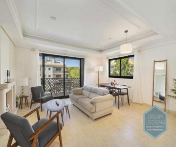 Rooftop 27 Dream Lodging