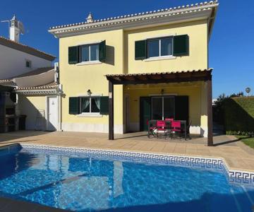 House With Private Pool Near Albufeira